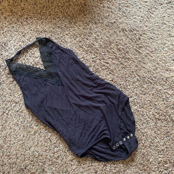 EUC GREY DEEP V BODYSUIT - Picture 3 of 3